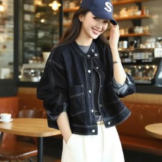 批发新款立体圆领大口袋时尚与经典结合叠穿牛仔外套上衣