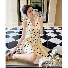 批发夏季新款法式气质波点挂脖连衣<b class='q'>裙</b>女带胸垫修身收腰a字短<b class='q'>裙</b>潮