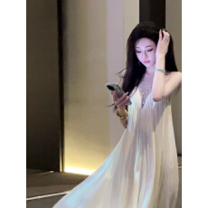 批发雅乔原创情人泪 烫钻网纱拼接光泽感褶皱连衣<b class='q'>裙</b>