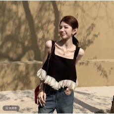 批发粉红PINK丨“优雅新贵”重工撞色拼接下摆花边吊带上衣