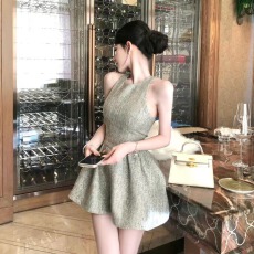 批发灰尘邓邓 雾屿千金法式小香风无袖挂脖蓬蓬抹胸连衣<b class='q'>裙</b>