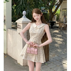 批发馥郁少女/千金感乖巧日常全棉碎花蝴蝶结连衣<b class='q'>裙</b>