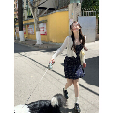 批发2026春夏新款碎花吊带连衣<b class='q'>裙</b>女显瘦开衫两件套套装