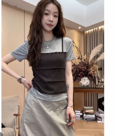 여름 새로운 페이크 레이어드 다용도 티셔츠 맨위