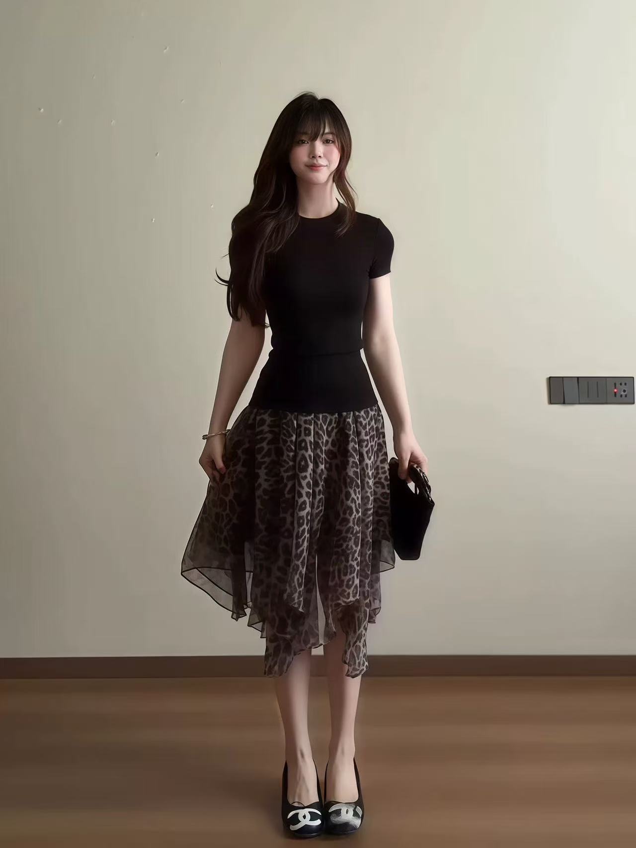 여름 자이언트 잘 생긴 한 부서 착용 가져 가라. 반팔 맨위 레오파드 무늬 반신 짧은 치마 투피스 세트