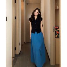 批发2026夏季新款温柔甜美风上衣百搭显瘦半身长<b class='q'>裙</b><b class='q'>两件套装</b>
