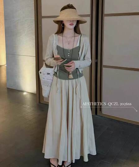 2026 여름 새로운 여성 한 부서 부드러운 바람 달콤함 배색 슬립 스택 착용 자외선 차단 오픈 가디건 반신 스커트 3종 세트