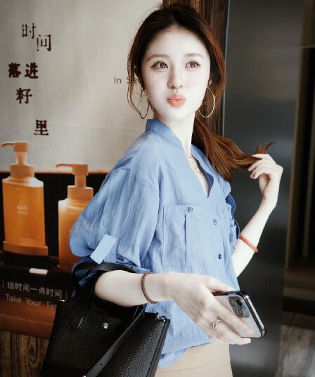 여름 새로운 오래된 돈 바람 V넥 여성 셔츠 느슨함 센스 자외선 차단 셔츠 패션 다용도 연령 감소 통기성 맨위