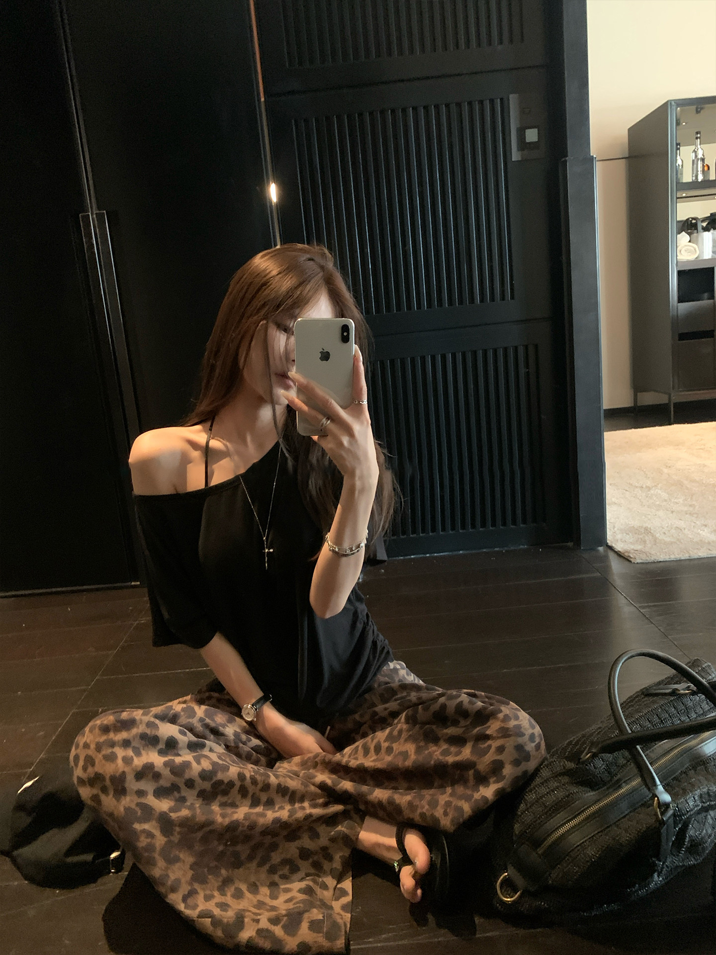 레오파드 무늬 느슨함 센스 굴곡 바지 여성 여름 넓은 다리 루즈핏 스트레이트 캐주얼 긴 바지 검정색 티셔츠 세트