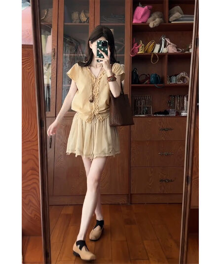 여름 새로운 한 부서 느슨함 센스 프릴 V넥 반팔 셔츠 레이스 반신 치마 세트