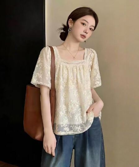 여름 새로운 프랑스식 광장 칼라 무거운 작업 자수 셔츠 디자인 센스 작은 대중 레이스 맨위