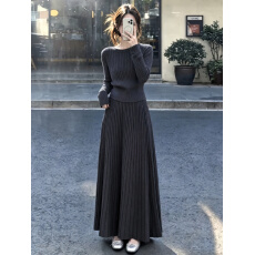 批发法式高级感灰色针织连衣裙子女早<b class='q'>春</b>季2026新款小个子气质长裙套装