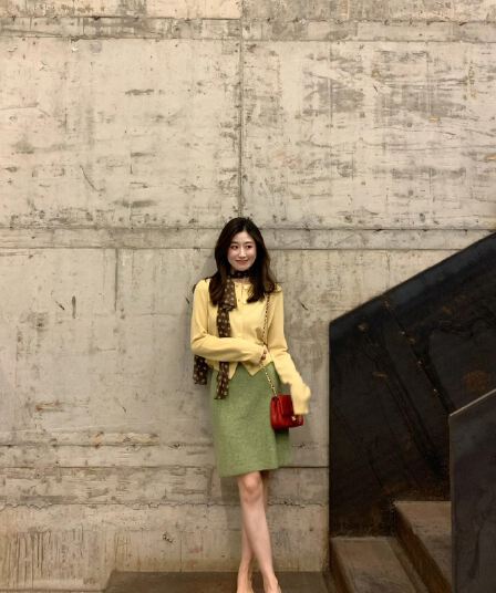 전체 집합 ootd 착용 가져 가라. 품격 황색 니트 오픈 가디건 녹색 반신 스커트 고유 한 아름다운 겨울 의류 투피스 슈트