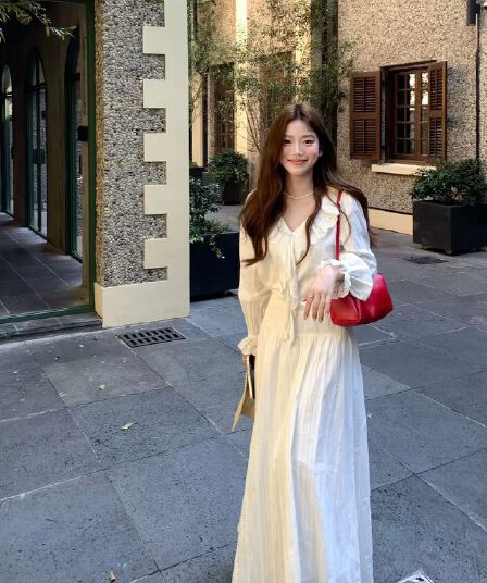 이른 가을 새로운 향기로운 백주 로맨스 한 부서 높음 지혜 부드러운 품격 절묘한 맨위 길이 반 스커트 세트