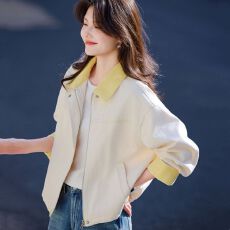 批发米杏色牛仔外套女秋季2026新款韩系温柔<b class='q'>甜美</b>撞色拼接休闲夹克上衣