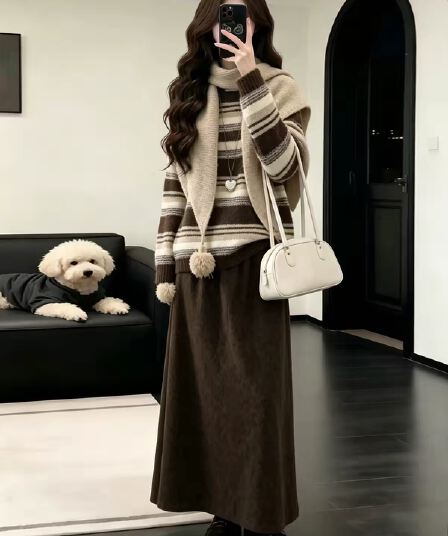 빛 요리 한 코치 전체 집합 착용 가져 가라. 가을 겨울철 고급 센스 연령 감소 스트라이프 니트 스웨터 반신 스커트 세 조각 세트