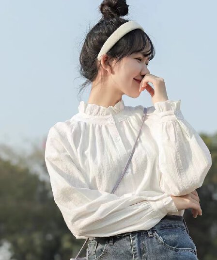 가을 2026 새로운 디자인 센스 작은 대중 Chic 거품 소매 맨위 chic 프랑스식 프릴 화이트 여성 셔츠