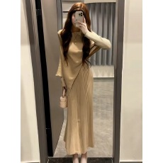 批发2026新款巨好看斗篷针织连衣<b class='q'>裙</b>子女早秋季千金风韩系穿搭套装长<b class='q'>裙</b>