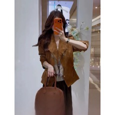 批发美拉德复古风丝巾装饰西装外套女秋季穿搭气质显瘦半<b class='q'>裙</b>通勤两件套