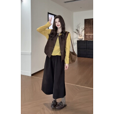 批发麻麻崽秋日美拉德显白上衣加马甲加半<b class='q'>裙</b>套装