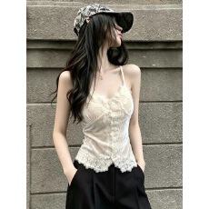 批发高级感绝美<b class='q'>蕾丝</b>拼接V领吊带背心女 外穿美背西装内搭丝绒打底上衣