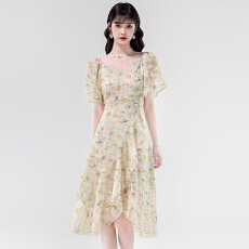 批发碎花雪纺泡泡袖连衣裙女2026年夏装新款度假年轻款气质仙女初恋裙
