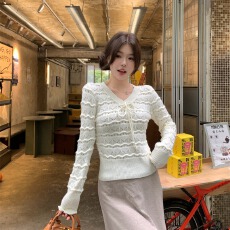 批发实拍实价 温柔蝴蝶结长袖针织衫设计感小众修身短款打底内搭上衣