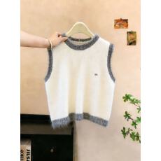 批发实拍法式复古圆领撞色边貂毛毛衣背心女叠穿马甲<b class='q'>貂绒</b>别致针织上衣