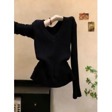 批发实拍纯欲黑色v领针织打底衫女<b class='q'>春</b>秋冬内搭毛衣长袖上衣chic
