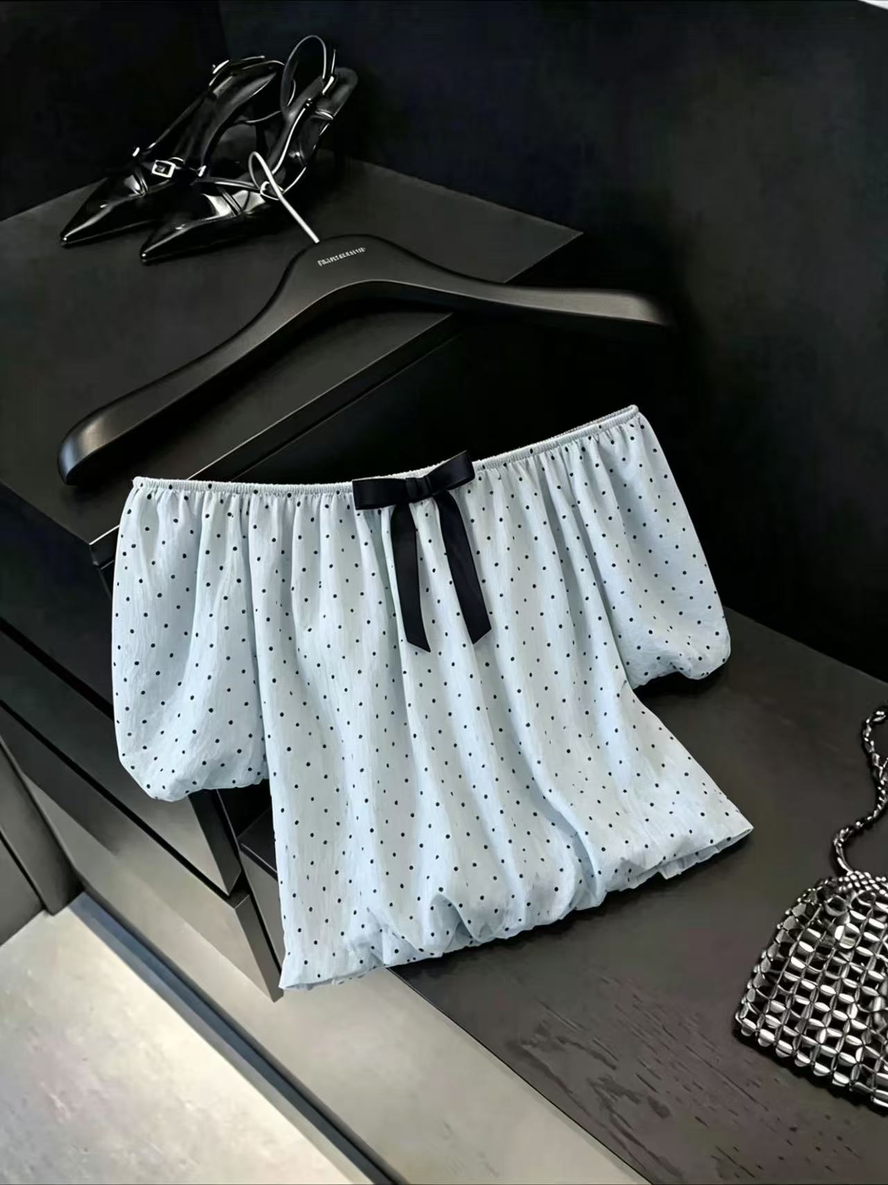 실사 한 부서 대 라운드 넥 도트 무늬 나비 매듭 여성 셔츠 거품 소매 맨위 달콤함 반팔 t chic