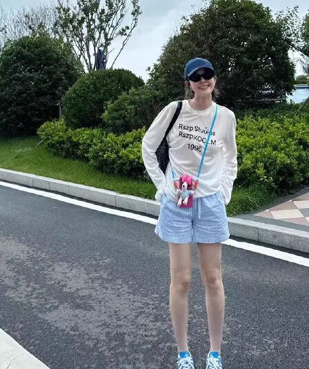 아메리칸 화이트 자외선 차단 블라우스 긴팔 티셔츠 여성 여름 2025 새로운 얇은 스타일 루즈핏 느긋한 바람 달콤한 매운맛 맨위