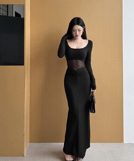 프랑스식 섹시함 검정색 광장 칼라 긴팔 망사 여성 드레스 가을 새로운 주름 슬림해 보이는 핫걸 타이트 스커트 치마