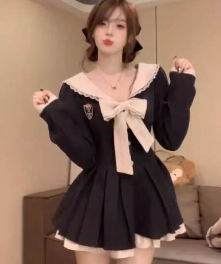 학원 스타일 페이크 레이어드 세트 여성 드레스 가을 겨울 한 부서 chic 착용 가져 가라. 부유 한 가족 천 골드 플리츠 미니 스커트 달콤함
