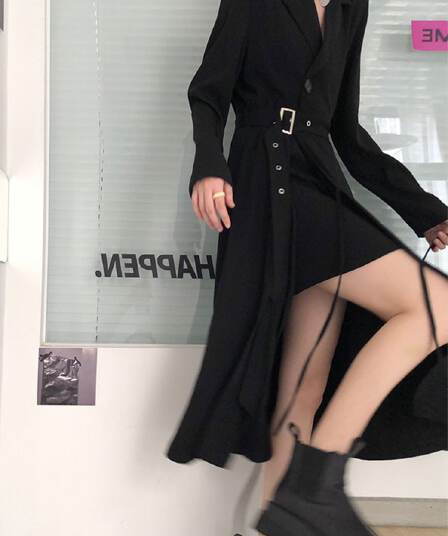 한국 동대문 슈퍼 화재 가을 그는 벤 바람 프랑스식 드레스 디자인 센스 허리 수축 슬림해 보이는 섹시함 중간 길이 치마