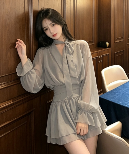 순수한 욕망 섹시함 V넥 리본 긴팔 드레스 가을 겨울철 새로운 디자인 센스 허리 수축 슬림해 보이는 쉬폰 한 마디 미니 스커트