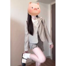 批发一整套早秋穿搭西装外套<b class='q'>女</b>设计感小清新格纹短裙学院风衬衫套装潮