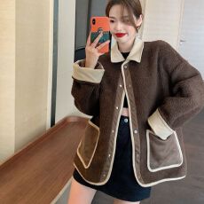 批发<b class='q'>大码</b><b class='q'>女装</b>法式小众复古羊羔毛外套秋冬新款很仙的上衣设计感小众女