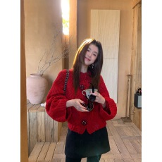 批发圣诞穿搭新年红色小香风粗针毛衣外套女秋冬宽松泡泡袖针织开衫