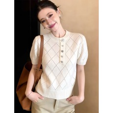 批发设计感圆领菱格短袖<b class='q'>针织衫</b>女装2026新款夏季甜美气质显瘦正肩上衣