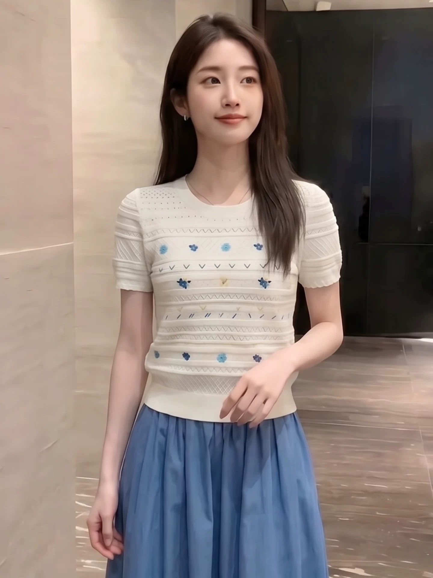 작은 청신 색상 자수 라운드 넥 반팔 니트 스웨터 여성 여름 얇은 스타일 거품 소매 긍정적 인 어깨 루즈핏 슬림해 보이는 맨위