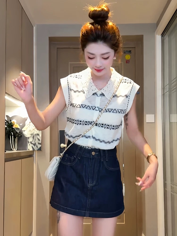 레이스 폴로 칼라 민소매 니트 오픈 가디건 여성 2026 년 여름 새로운 얇은 스타일 어깨 다용도 슬림해 보이는 세련된 맨위