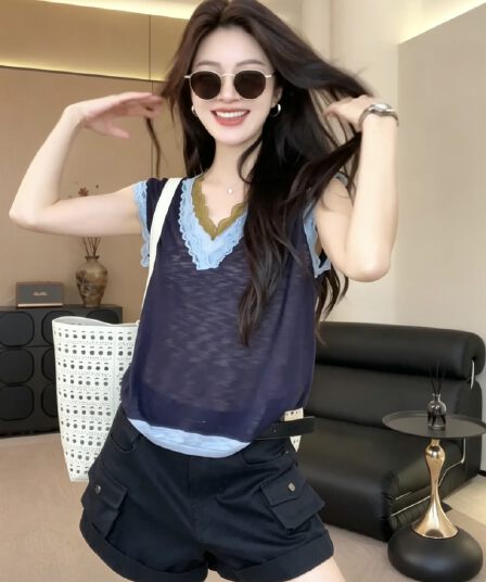 2026 여름 빛 럭셔리 고급 센스 연령 감소 맨위 Chic 고유 한 아니요 명중 섹션 해군 민소매 조끼 티셔츠 여성
