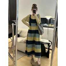 批发【秋芒寄语】2026新款百搭叠穿秋款韩版温柔撞色女条纹针织背带裙