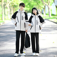 批发出货中实拍#情侣装<b class='q'>秋</b>冬季BF风冲锋衣外套套装学生班服三件套