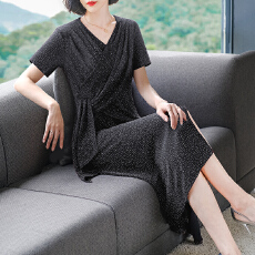 批发2025新款实拍喜婆婆婚宴装夏季重工烫钻敬酒中长款婚礼妈妈连衣裙