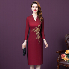 批发实拍丈母娘结婚礼服妈妈装2025新款连衣裙高端喜婆婆婚宴服旗袍女