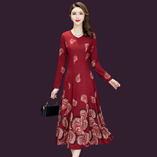 批发实拍2021<b class='q'>春</b>季新款大摆印花过膝裙子修身妈妈装长款连衣裙女