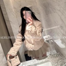 批发网图原版原料拉链款冬季限定新款白色环保草外套菱格翻领毛毛上衣