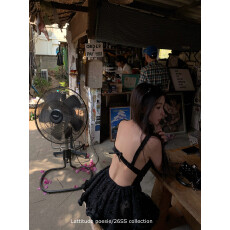 批发网图暗黑美学重工定制钉珠面料黑色露背小<b class='q'>吊带</b>