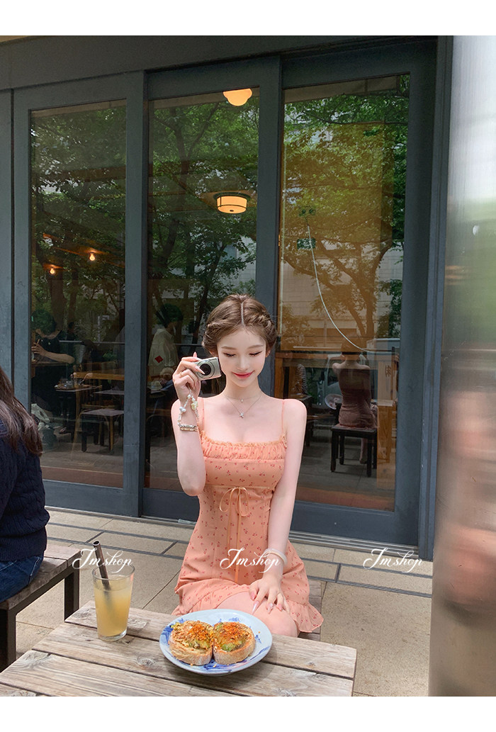 인터넷 그림 순수한 욕망 바람 주황색 꽃무늬 슬립 여성 드레스 여름 새로운 허리 수축 슬림해 보이는 품격 핫걸 미니 스커트
